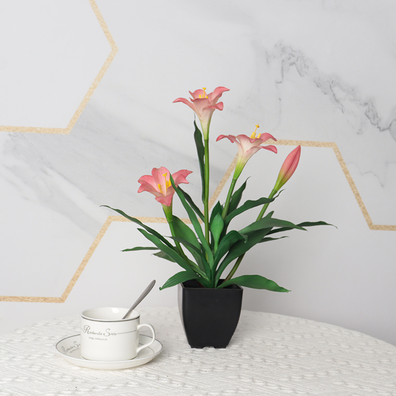 Lifelike Lily Bonsai118ma