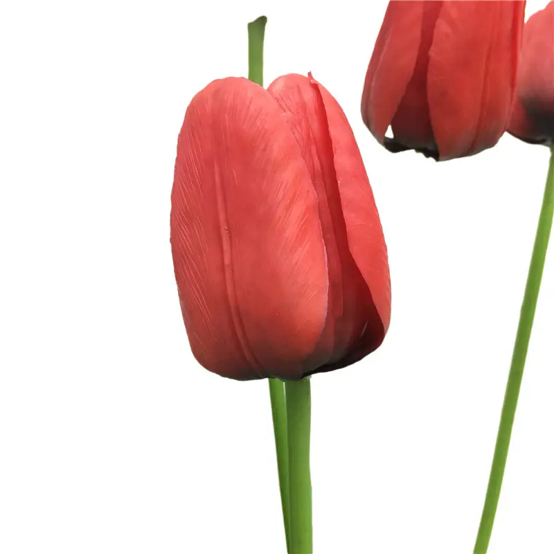 Long-Lasting Faux Tulips2vvm